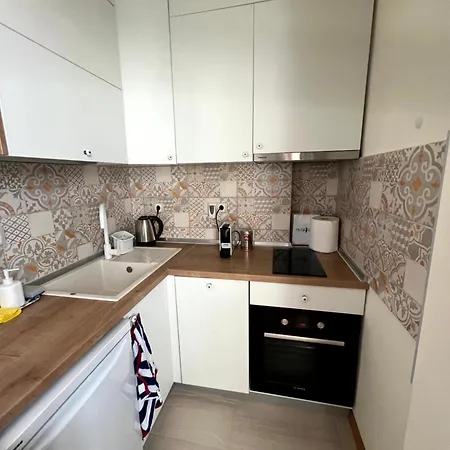 Sea Vibes - Modern Near The & Center, Apartament Burgas