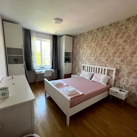 Apartament Sea Vibes - Modern Near The & Center, Burgas