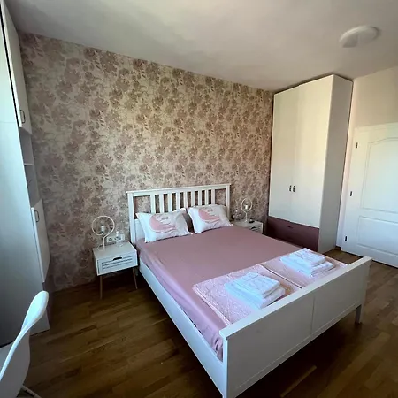 Apartment Sea Vibes - Modern Near The & Center, Burgas